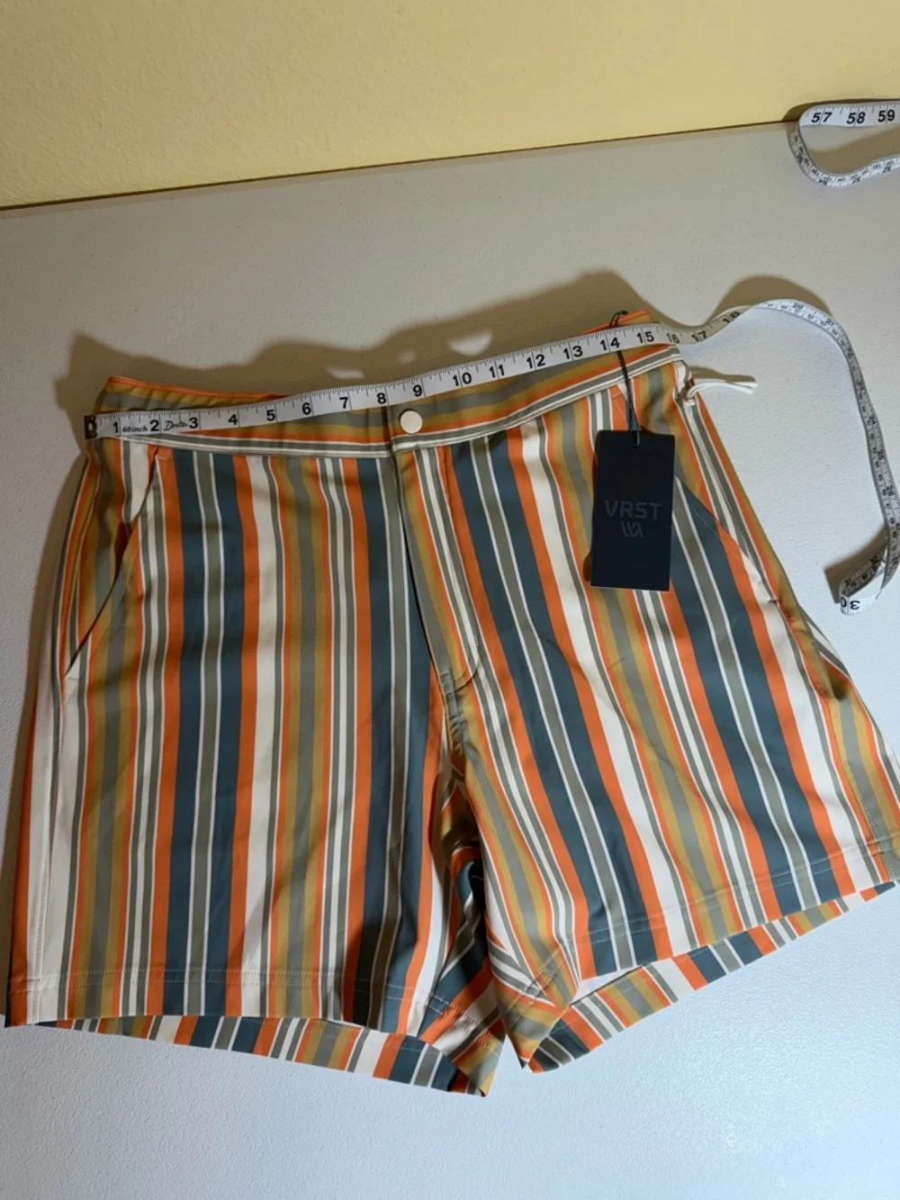 VRST Men's Multicolor Vertical Stripe Swim Casual Summer Shorts NWT Size Small